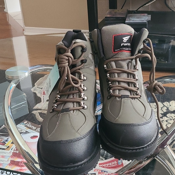 Man's  Fishing Hunting  Boots - Picture 1 of 8